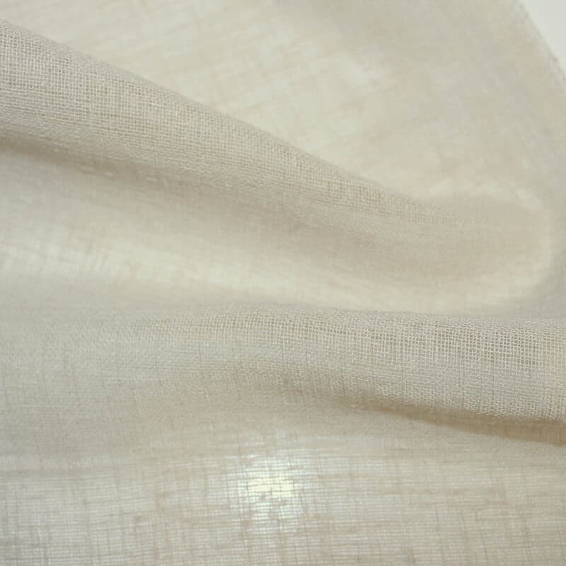 <span class="fabric-name">Fabric: </span>Sierra<br><span class="fabric-name"> Colour:</span> Porcelain