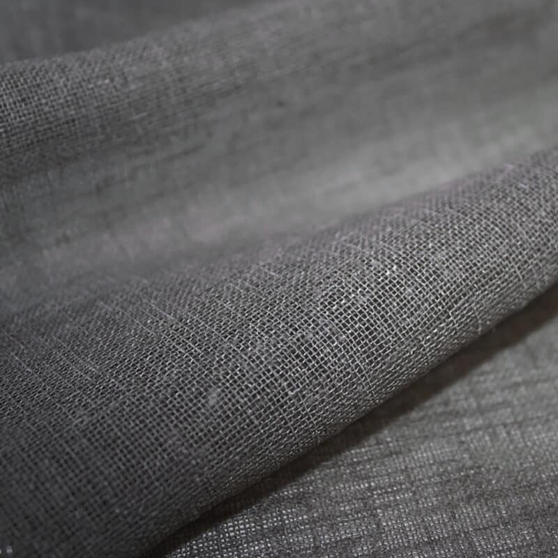 <span class="fabric-name">Fabric: </span>Sierra<br><span class="fabric-name"> Colour:</span> Quarry