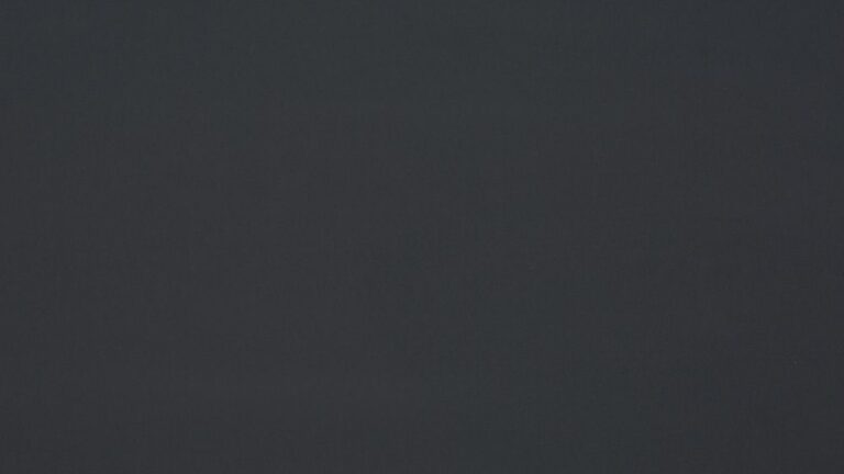 <span class="fabric-name">Fabric: </span>Dream <br><span class="fabric-name"> Colour: </span>Midnight